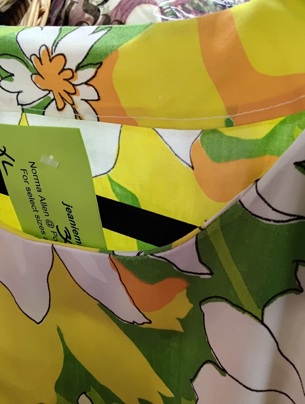 3958 Size XL Floral Green & Yellow Dress Made From A Vintage Curtain, Handmade. - Picture 5 of 5